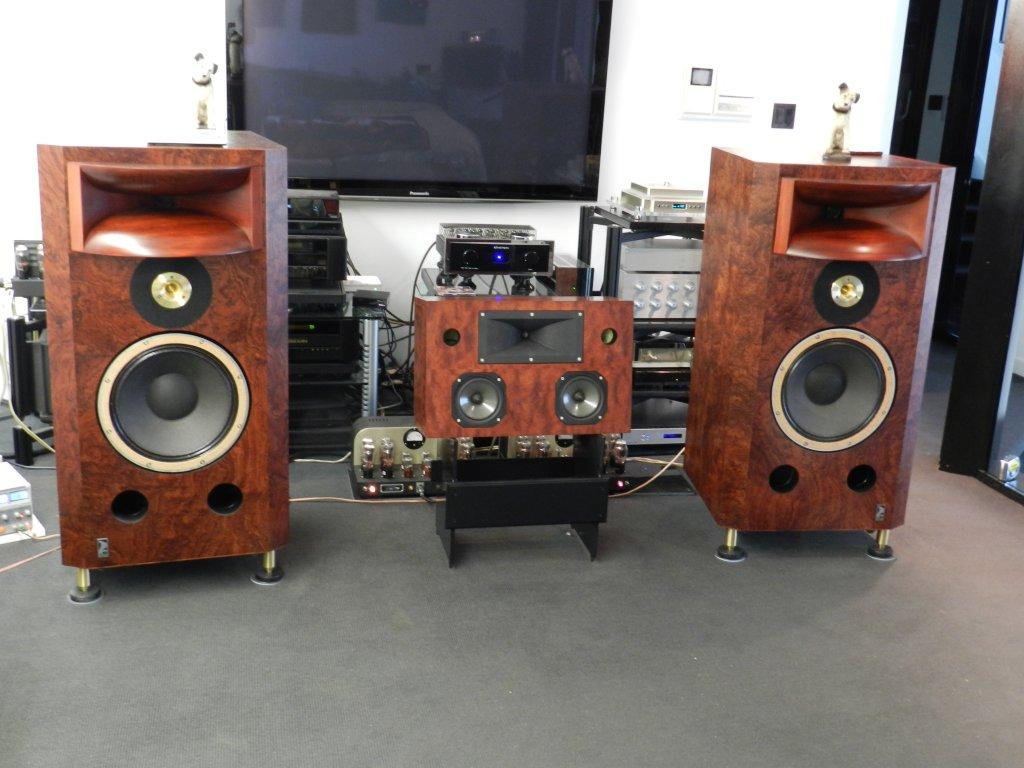 classic-audio-loudspeakers-high-end-field-coil-horn-speakers